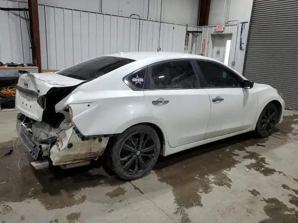 1N4AL3AP2JC222425 2018 NISSAN ALTIMA - Image 2