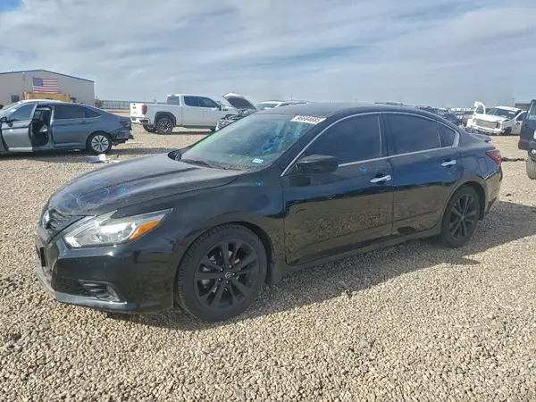 1N4AL3AP2JC224563 2018 NISSAN ALTIMA - Image 1