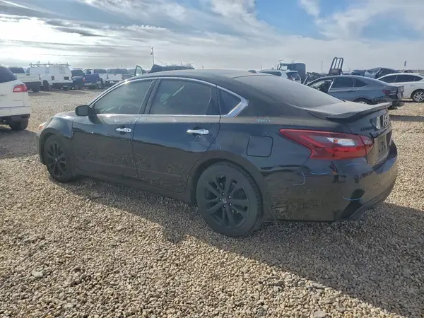 1N4AL3AP2JC224563 2018 NISSAN ALTIMA - Image 2