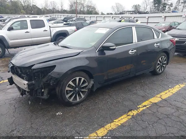 1N4AL3AP2JC225177 2018 NISSAN ALTIMA - Image 2