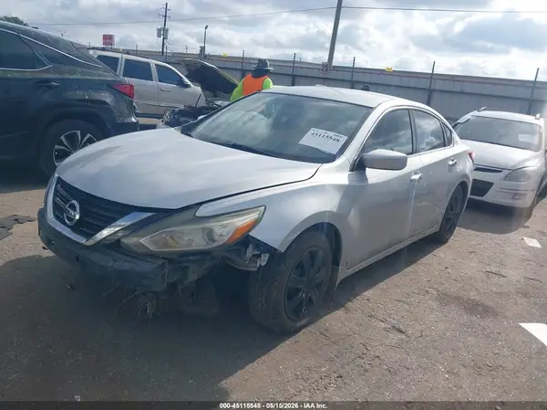 1N4AL3AP2JC227589 2018 NISSAN ALTIMA - Image 2