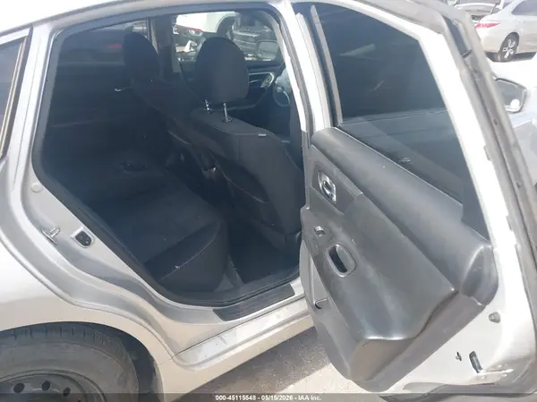 1N4AL3AP2JC227589 2018 NISSAN ALTIMA - Image 8
