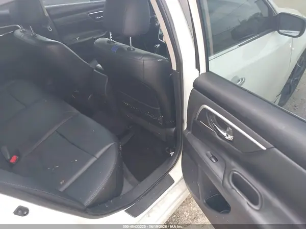 1N4AL3AP2JC227804 2018 NISSAN ALTIMA - Image 8