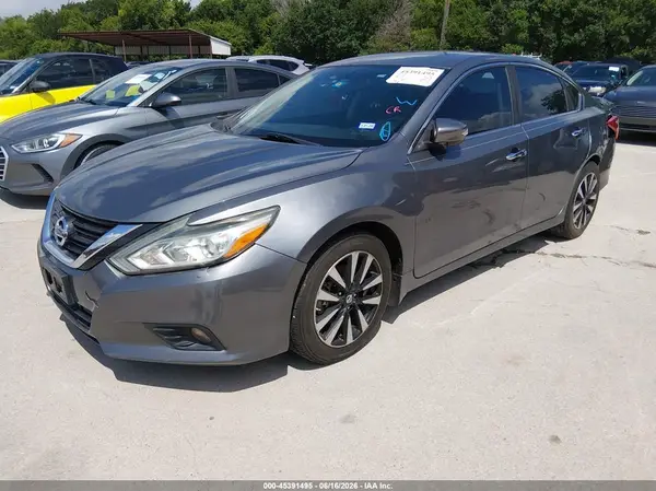 1N4AL3AP2JC228614 2018 NISSAN ALTIMA - Image 2
