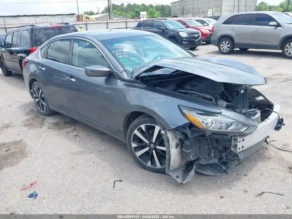 1N4AL3AP2JC229312 2018 NISSAN ALTIMA - Image 1