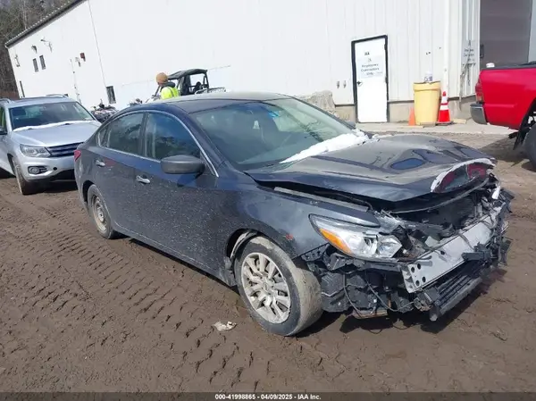 1N4AL3AP2JC232744 2018 NISSAN ALTIMA - Image 1