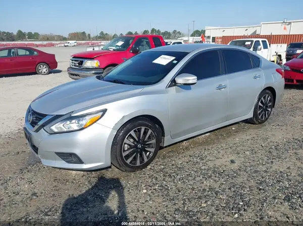 1N4AL3AP2JC233294 2018 NISSAN ALTIMA - Image 2