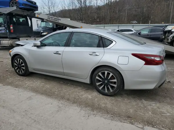 1N4AL3AP2JC233716 2018 NISSAN ALTIMA - Image 2