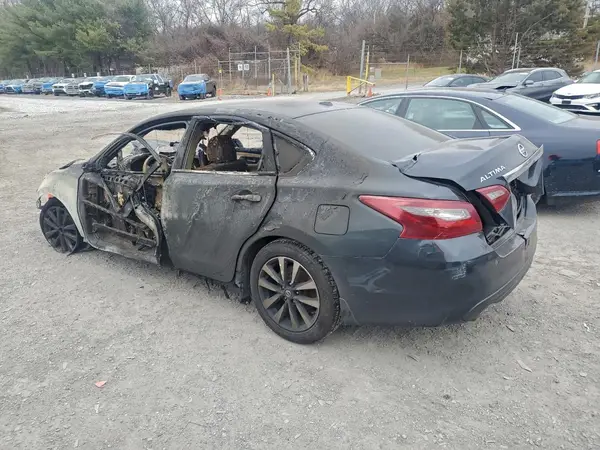 1N4AL3AP2JC234123 2018 NISSAN ALTIMA - Image 2