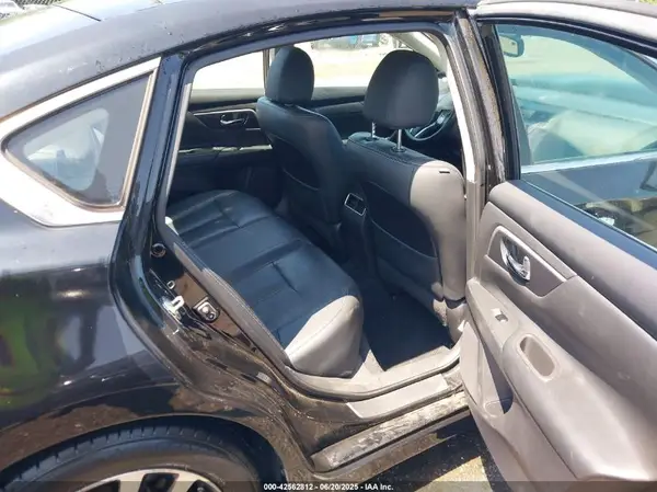 1N4AL3AP2JC236096 2018 NISSAN ALTIMA - Image 8