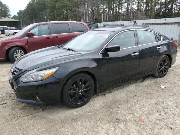 1N4AL3AP2JC236647 2018 NISSAN ALTIMA - Image 1