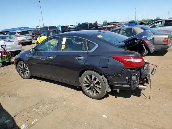 1N4AL3AP2JC236759 2018 NISSAN ALTIMA - Image 2