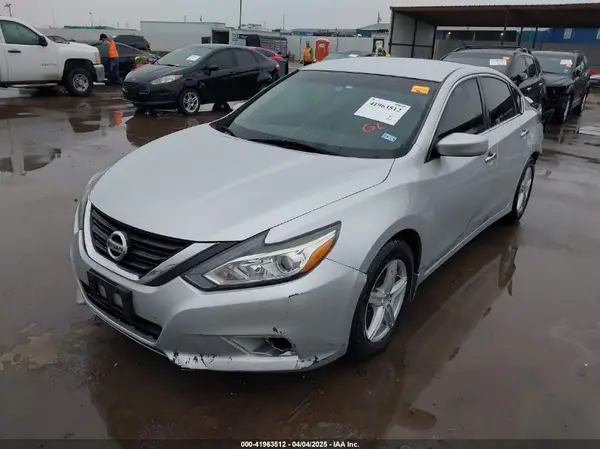 1N4AL3AP2JC243369 2018 NISSAN ALTIMA - Image 2