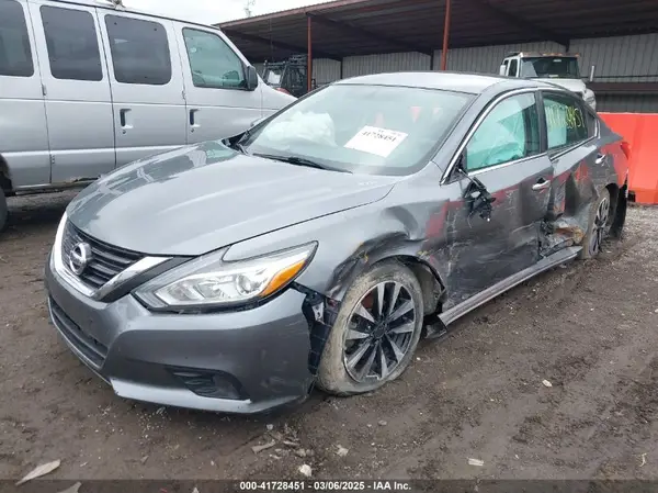 1N4AL3AP2JC244182 2018 NISSAN ALTIMA - Image 2