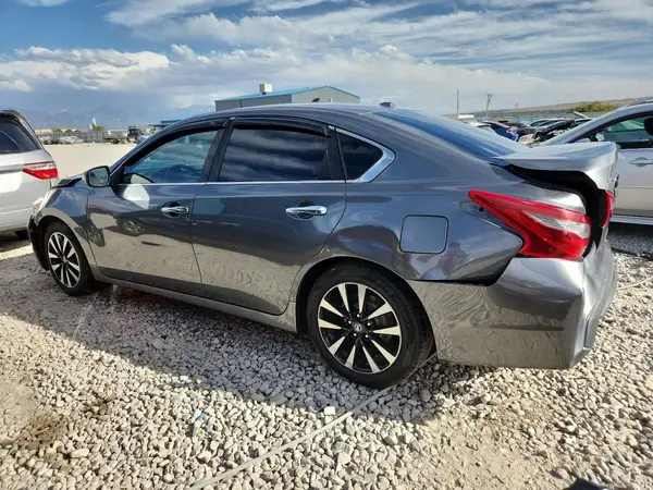 1N4AL3AP2JC246627 2018 NISSAN ALTIMA - Image 2