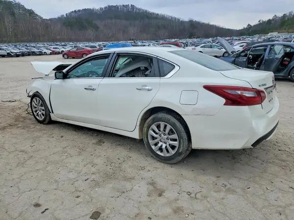 1N4AL3AP2JC247129 2018 NISSAN ALTIMA - Image 2
