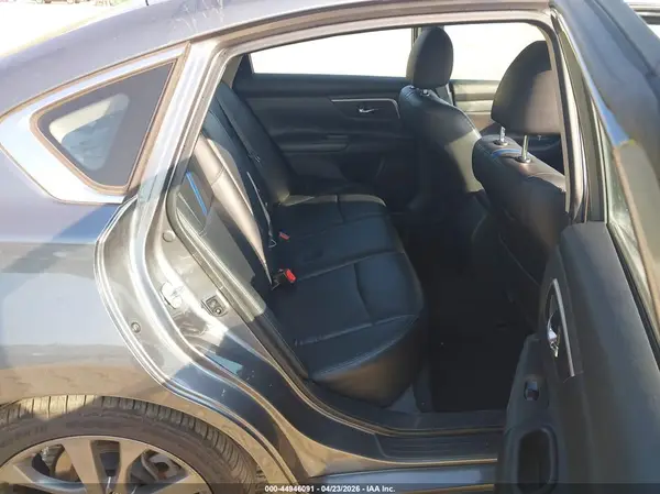 1N4AL3AP2JC248393 2018 NISSAN ALTIMA - Image 8