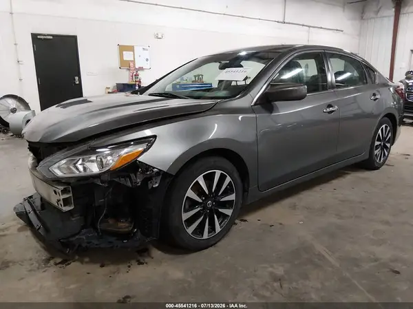 1N4AL3AP2JC251911 2018 NISSAN ALTIMA - Image 2