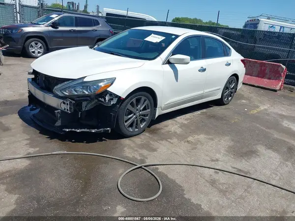 1N4AL3AP2JC254789 2018 NISSAN ALTIMA - Image 2