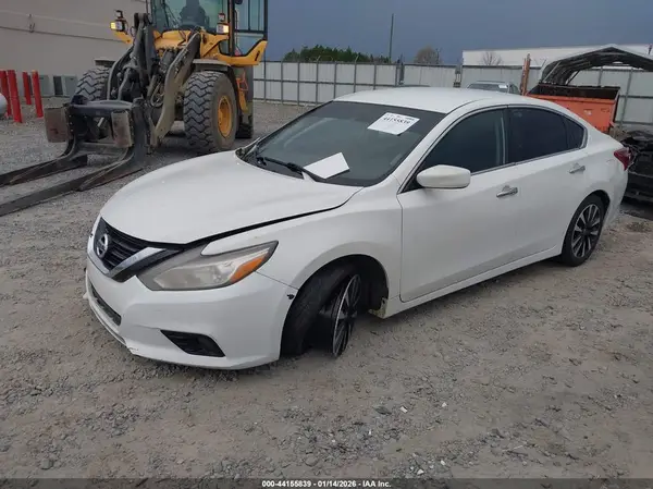 1N4AL3AP2JC256347 2018 NISSAN ALTIMA - Image 2