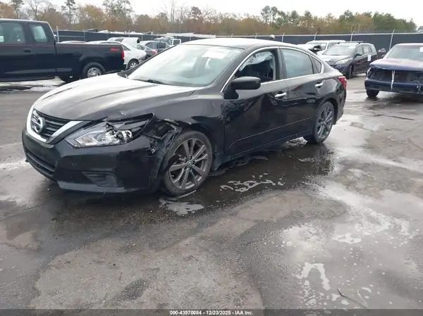 1N4AL3AP2JC257630 2018 NISSAN ALTIMA - Image 2
