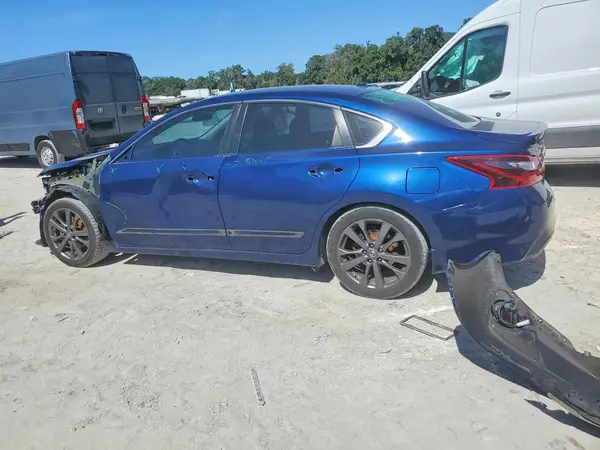 1N4AL3AP2JC260091 2018 NISSAN ALTIMA - Image 2