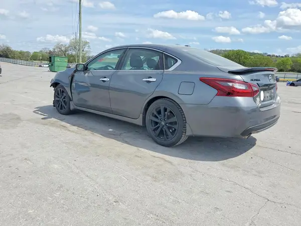 1N4AL3AP2JC260365 2018 NISSAN ALTIMA - Image 2