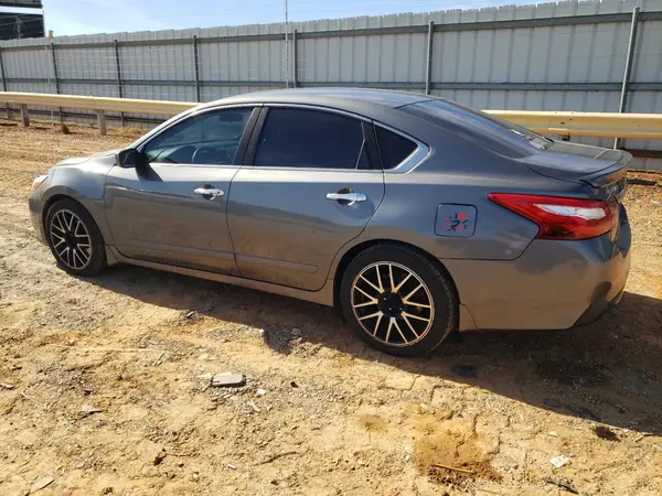 1N4AL3AP2JC261614 2018 NISSAN ALTIMA - Image 2