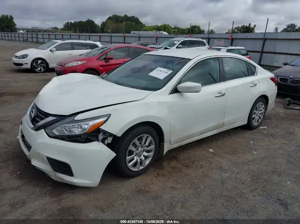1N4AL3AP2JC262360 2018 NISSAN ALTIMA - Image 2