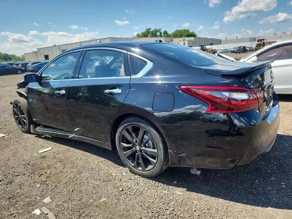 1N4AL3AP2JC263542 2018 NISSAN ALTIMA - Image 2