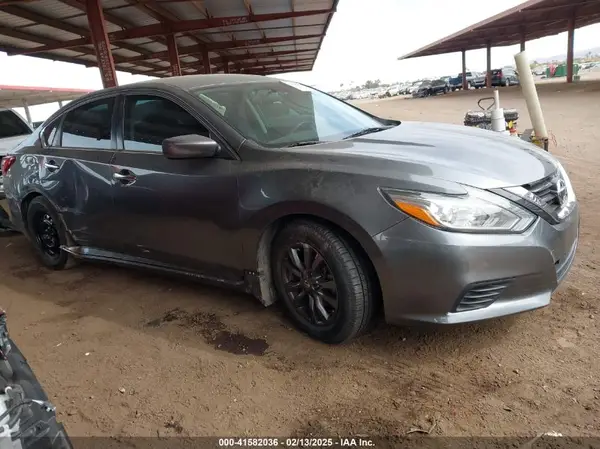 1N4AL3AP2JC269230 2018 NISSAN ALTIMA - Image 1