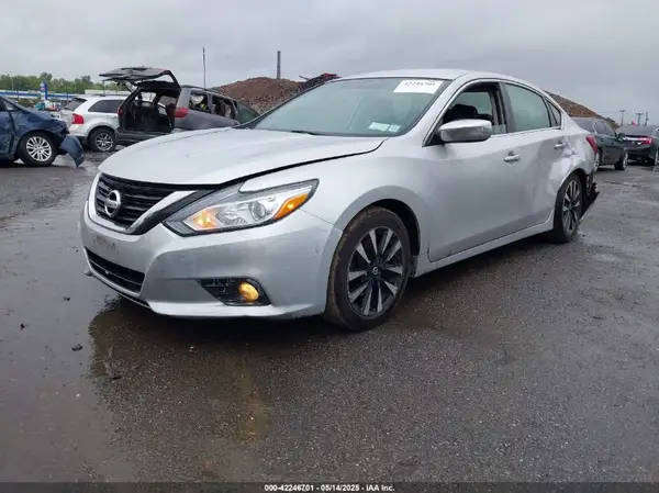 1N4AL3AP2JC269440 2018 NISSAN ALTIMA - Image 2