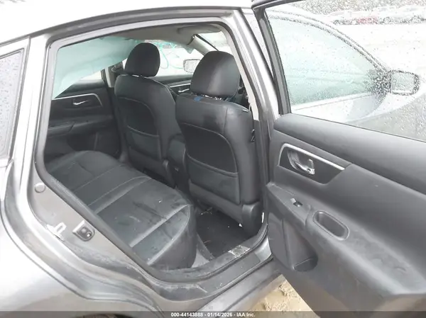 1N4AL3AP2JC270135 2018 NISSAN ALTIMA - Image 8