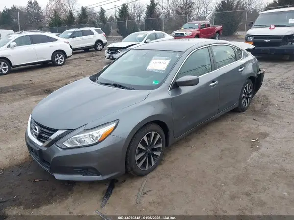 1N4AL3AP2JC270362 2018 NISSAN ALTIMA - Image 2