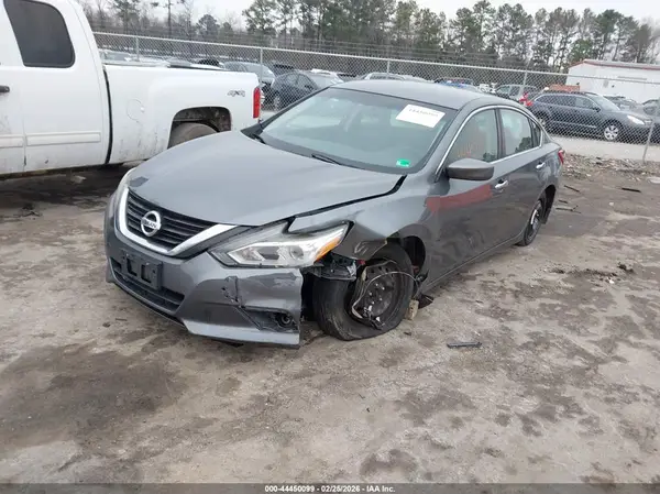1N4AL3AP2JC271978 2018 NISSAN ALTIMA - Image 2