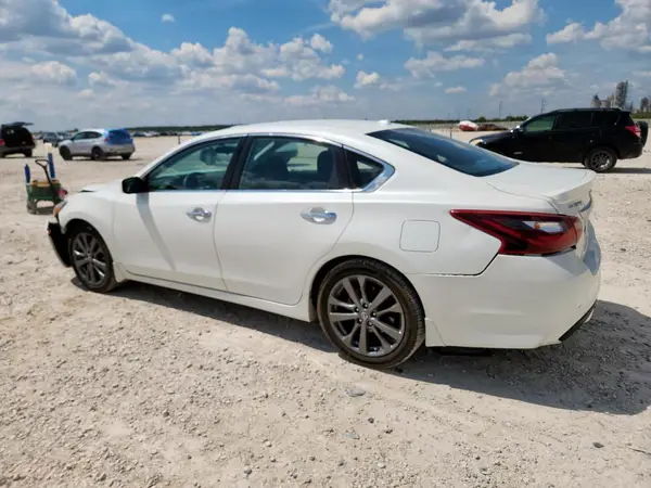 1N4AL3AP2JC274850 2018 NISSAN ALTIMA - Image 2