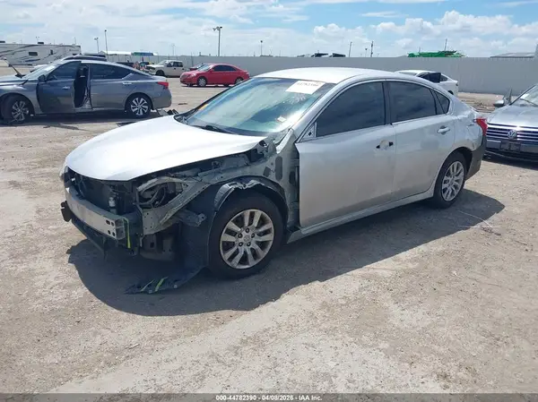 1N4AL3AP2JC275108 2018 NISSAN ALTIMA - Image 2