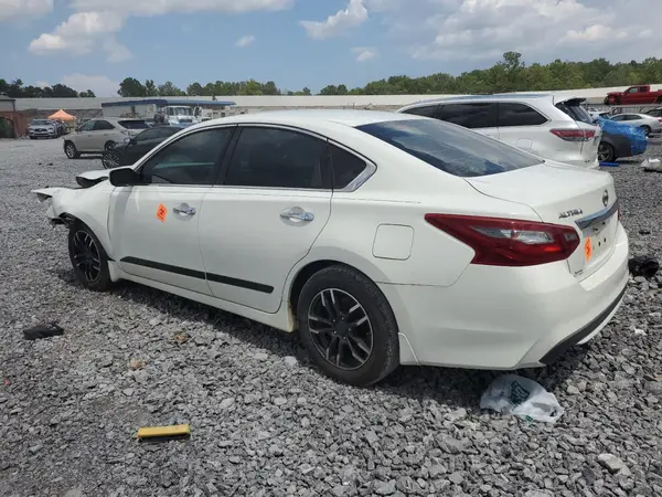 1N4AL3AP2JC279871 2018 NISSAN ALTIMA - Image 2