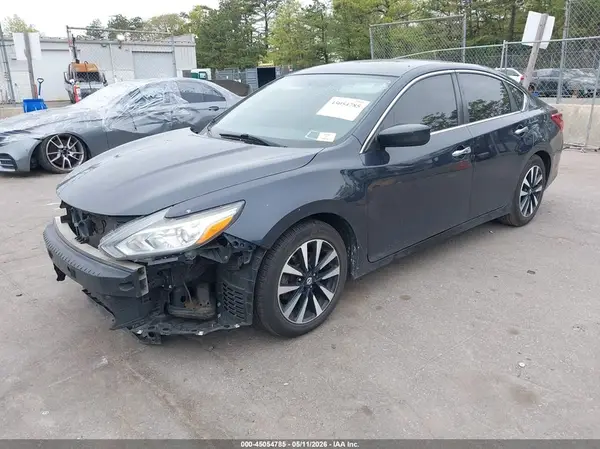 1N4AL3AP2JC280695 2018 NISSAN ALTIMA - Image 2