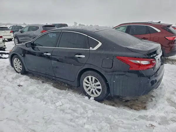 1N4AL3AP2JC282401 2018 NISSAN ALTIMA - Image 2