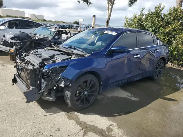 1N4AL3AP2JC282446 2018 NISSAN ALTIMA - Image 1