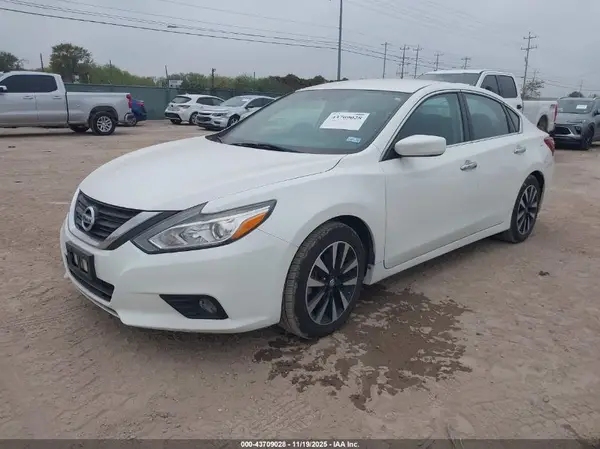 1N4AL3AP2JC283290 2018 NISSAN ALTIMA - Image 2