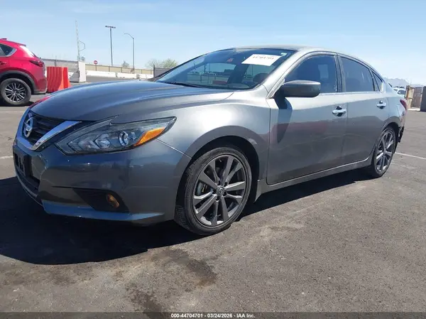 1N4AL3AP2JC284827 2018 NISSAN ALTIMA - Image 2