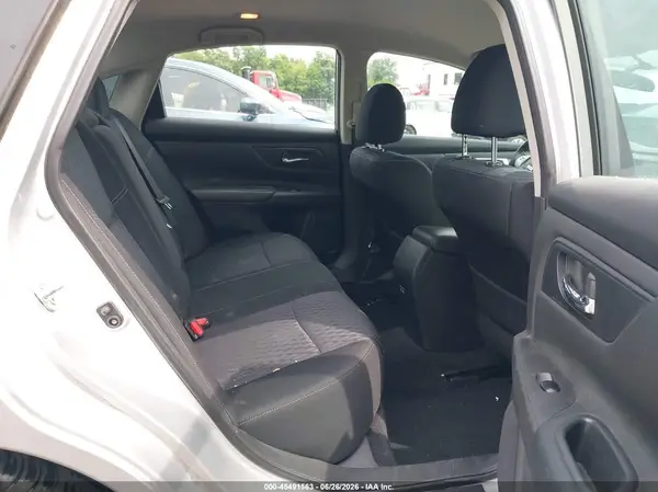 1N4AL3AP2JC285007 2018 NISSAN ALTIMA - Image 8