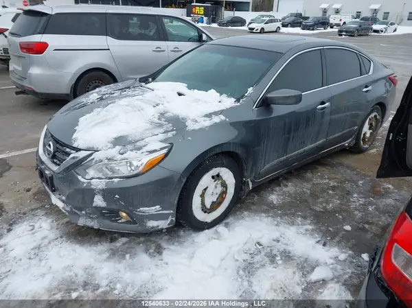 1N4AL3AP2JC285122 2018 NISSAN ALTIMA - Image 2