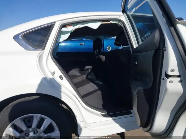 1N4AL3AP2JC288859 2018 NISSAN ALTIMA - Image 8