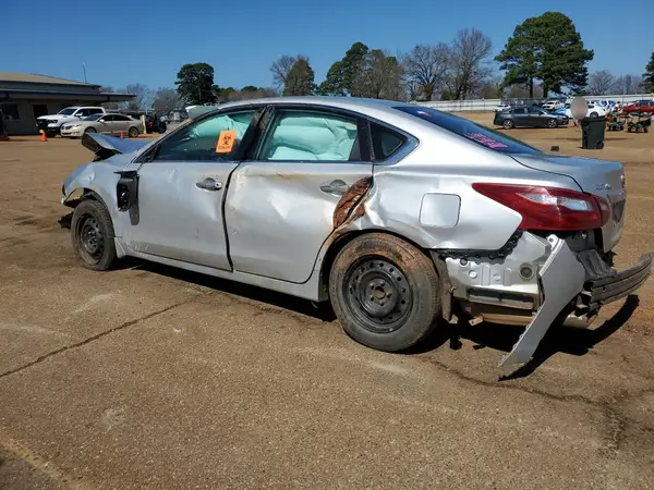 1N4AL3AP2JC293608 2018 NISSAN ALTIMA - Image 2