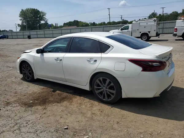 1N4AL3AP2JC296640 2018 NISSAN ALTIMA - Image 2