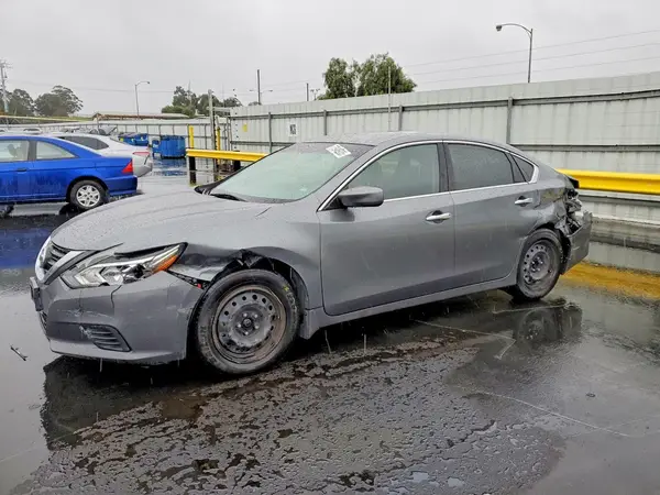 1N4AL3AP2JC471839 2018 NISSAN ALTIMA - Image 1