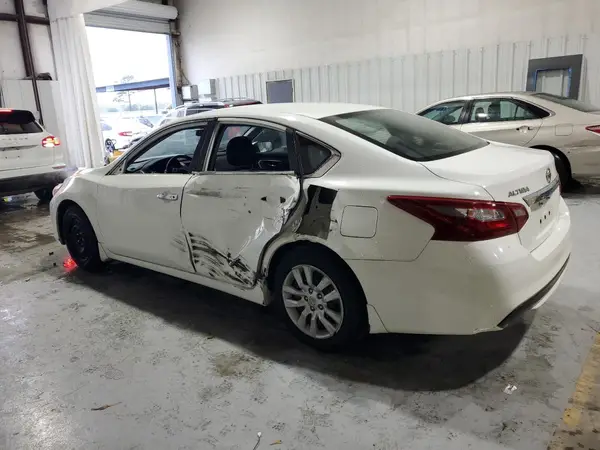 1N4AL3AP2JC475146 2018 NISSAN ALTIMA - Image 2